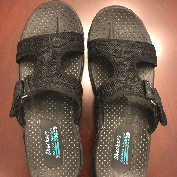 skechers t strap sandals